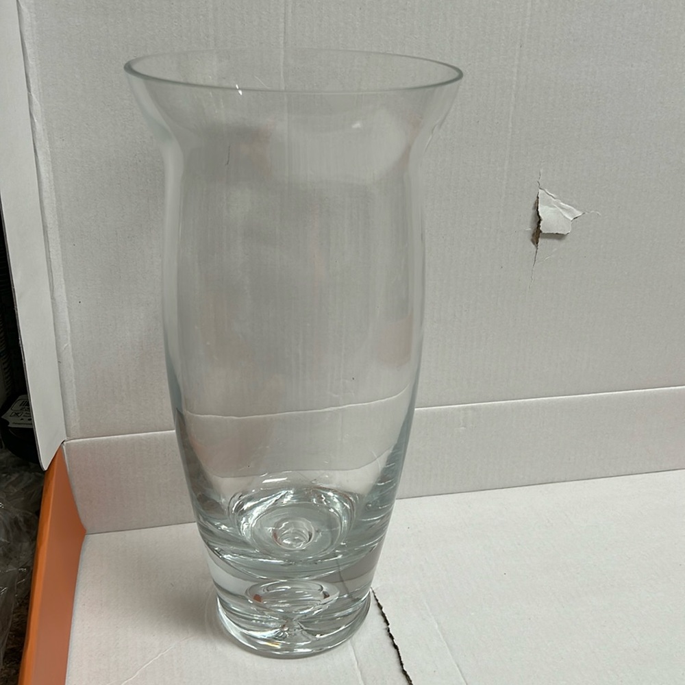 VERA WANG GLASS VASE 11” TALL.